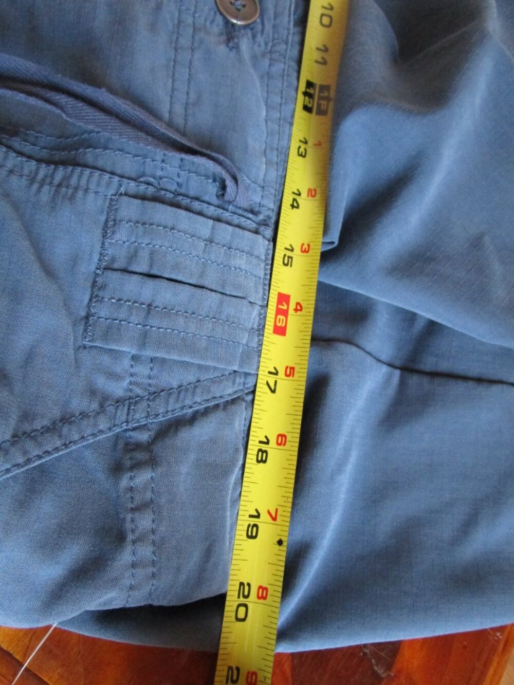 Capris Size 18, Rayon polyester blend. Multiple pockets, drawstrings. NWT - Picture 10 of 12